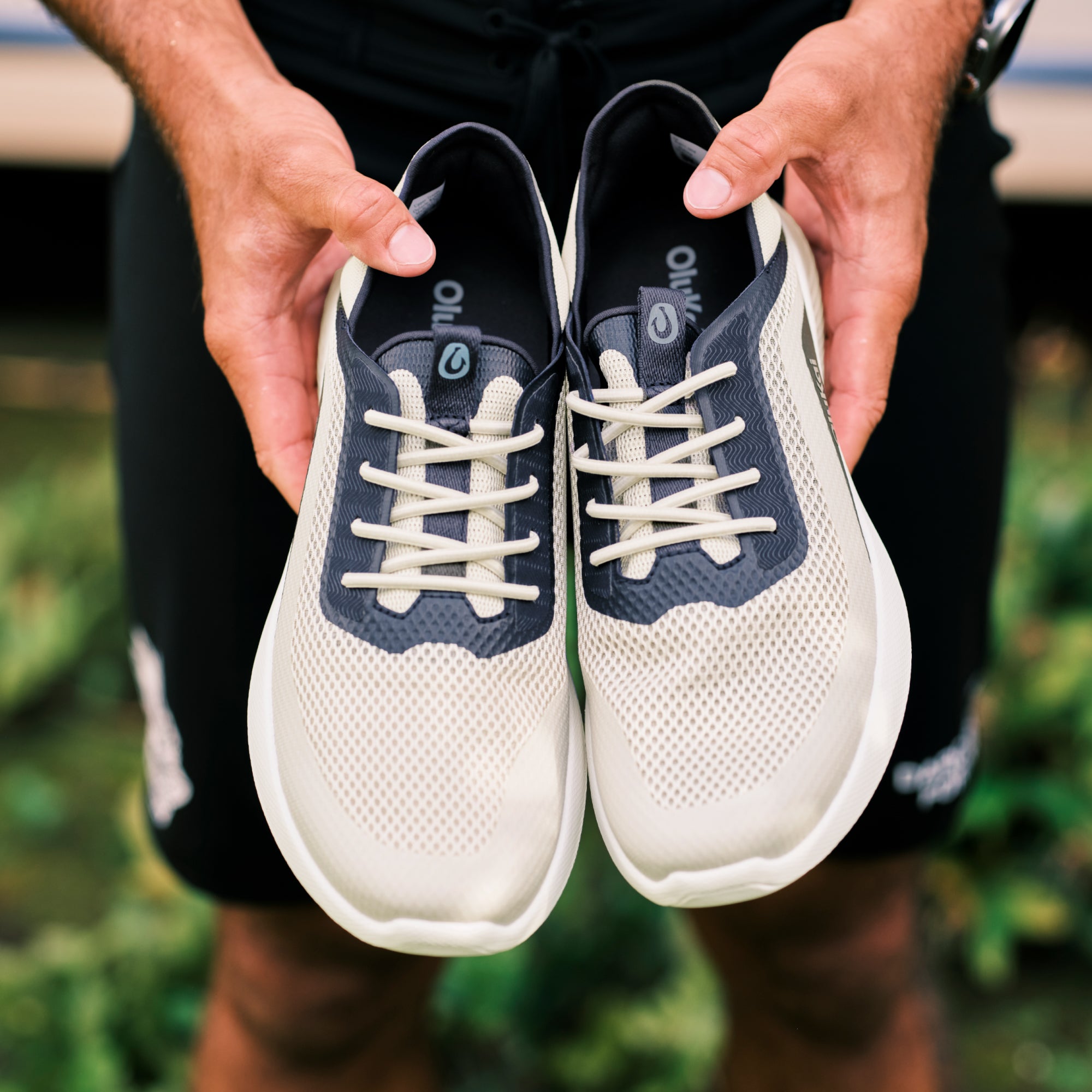 Alternative view of Kialoa - Tapa / Trench Blue