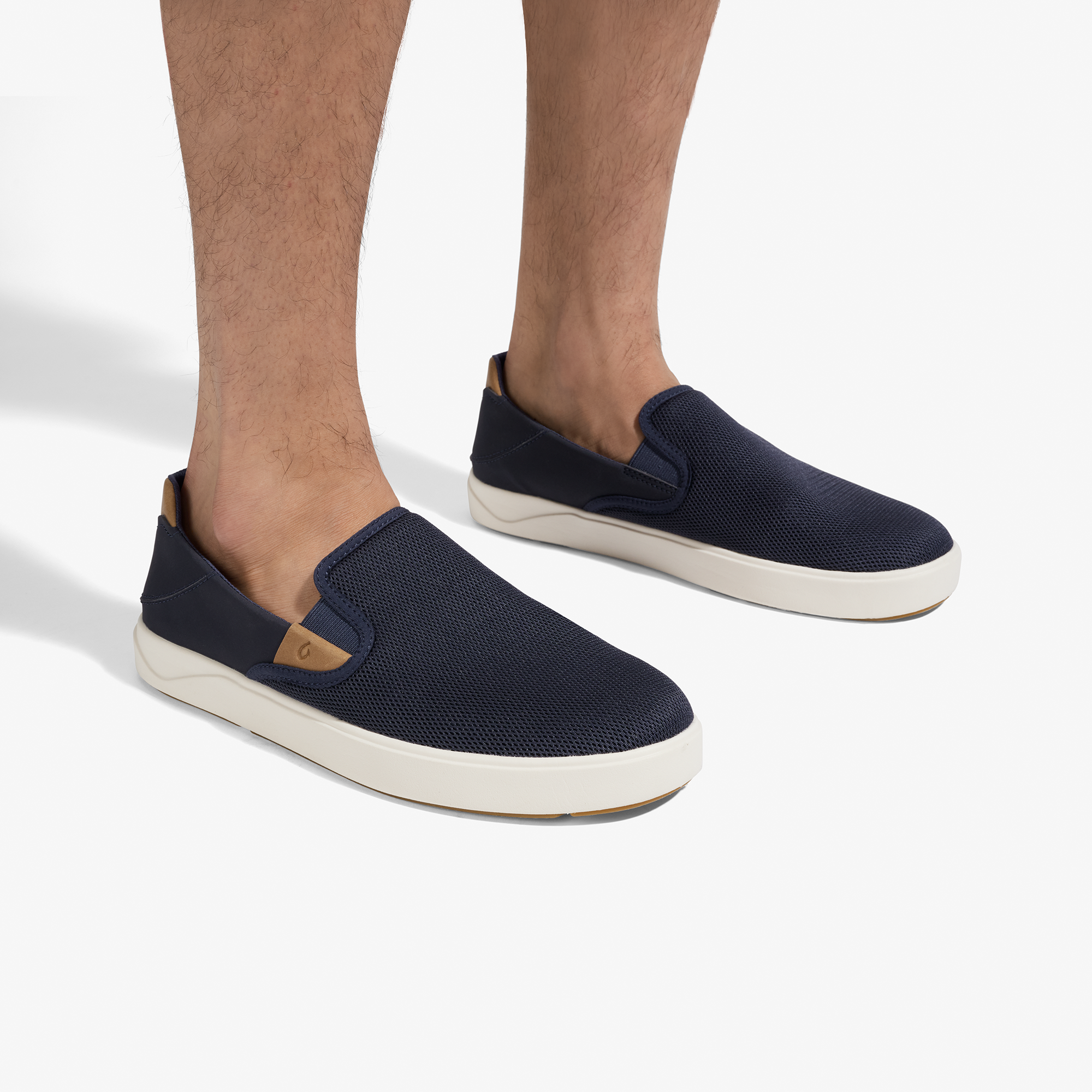 Alternative view of Laeʻahi Nui - Trench Blue / Tan