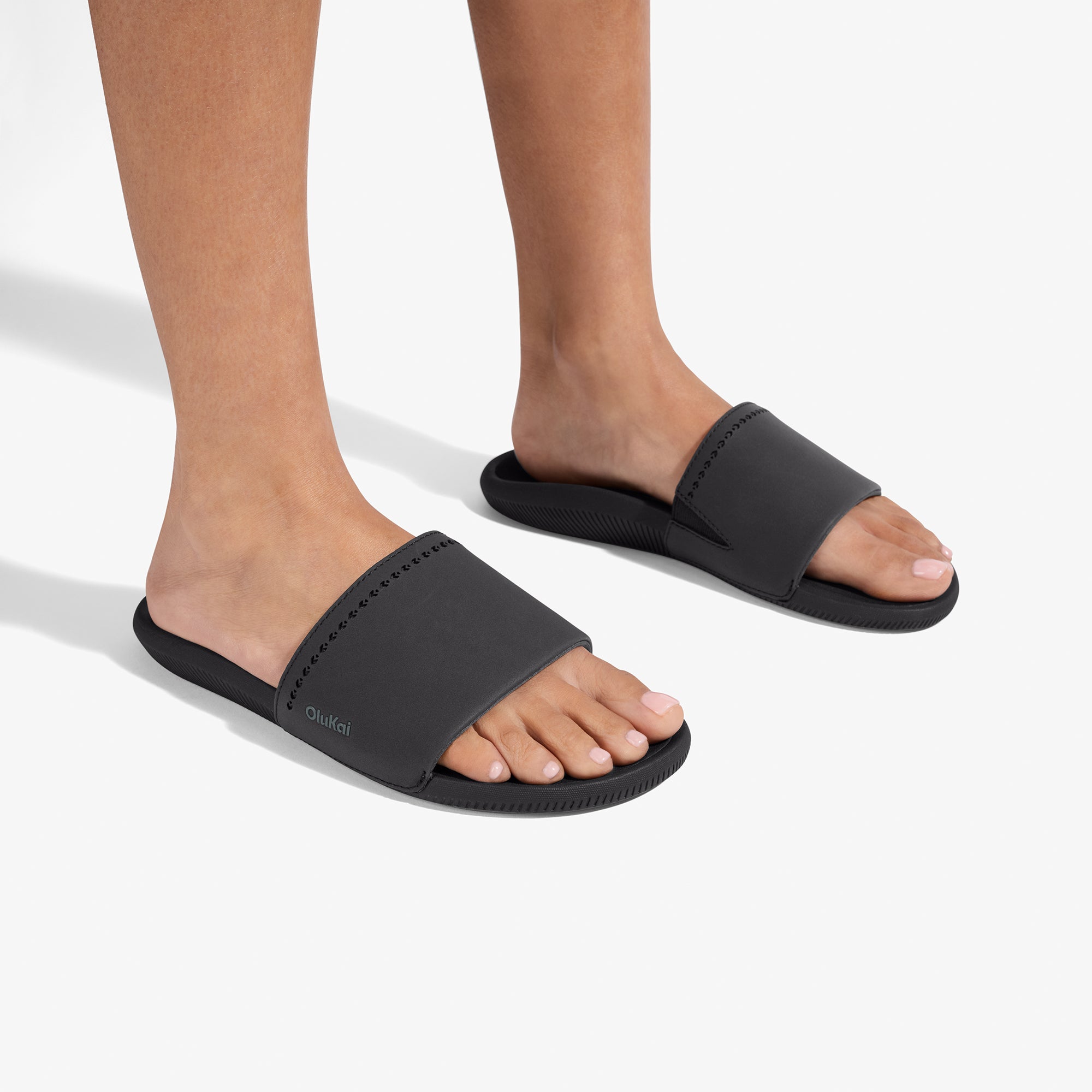 Alternative view of Ulele Slide - Black / Black